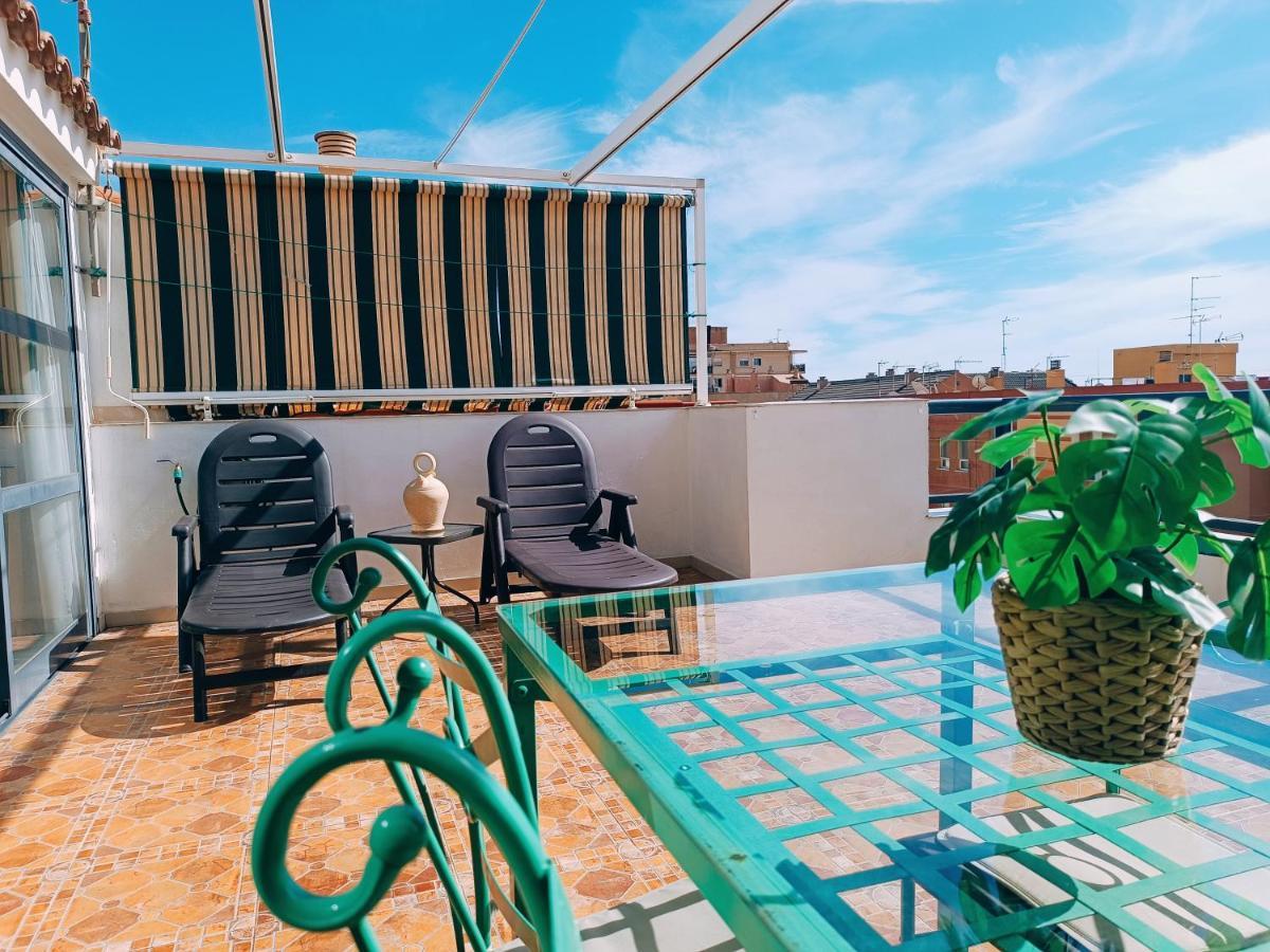 מאלגה Apartamento Solymar מראה חיצוני תמונה